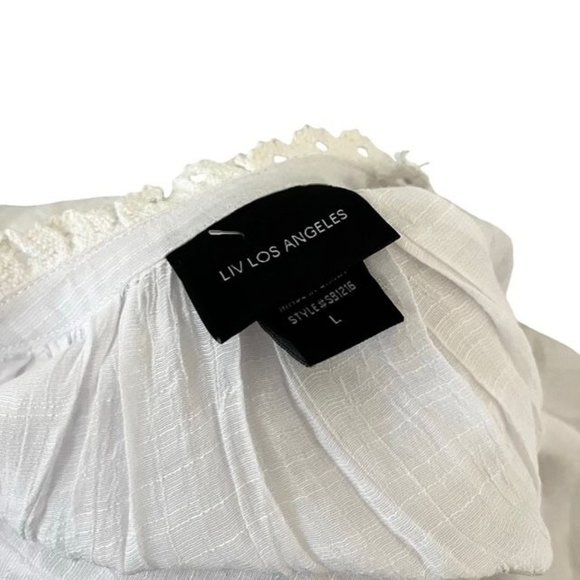 Liv Los Angeles Women's White Gauzy Eyelet Lace Sleeve Top Size Large - Picture 4 of 4